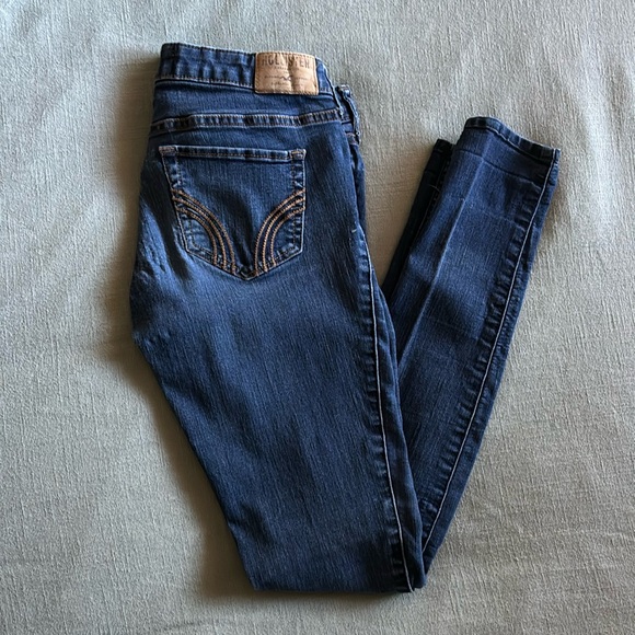 Hollister High Rise Super Skinny Jeans - Picture 1 of 3